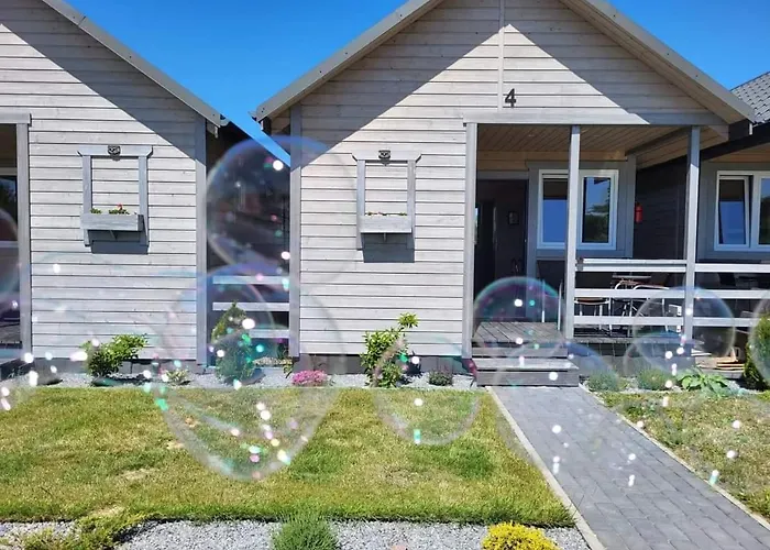 Bajkowe Chatki Rusinowo (Slawno)